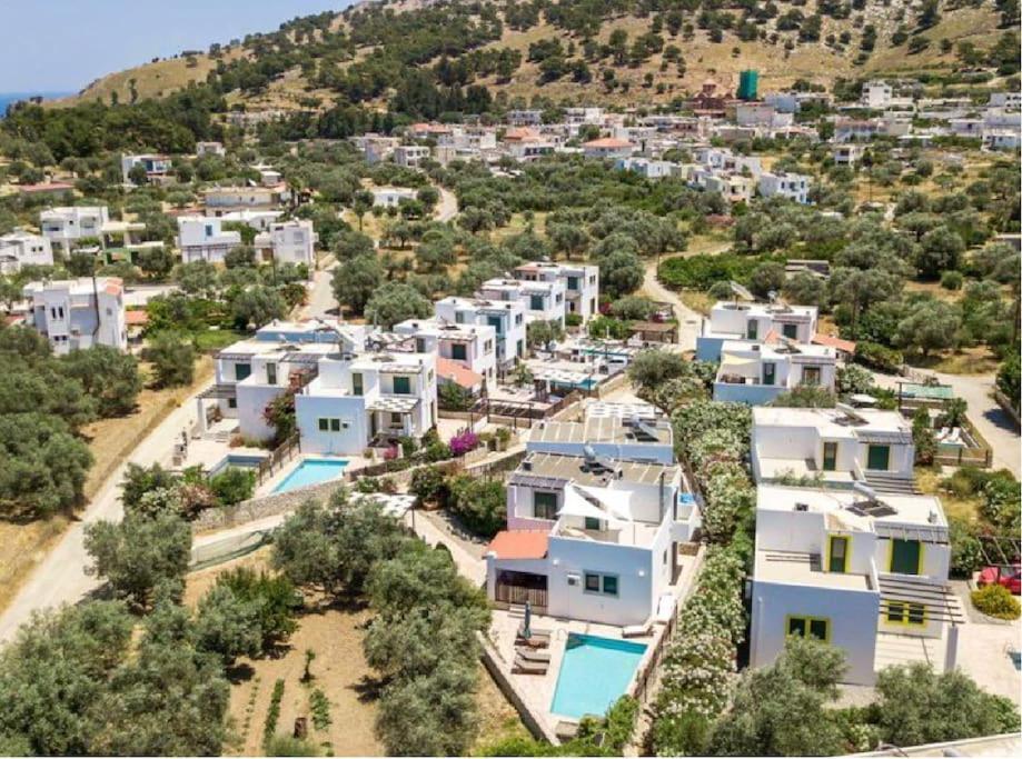 Lea Villa *